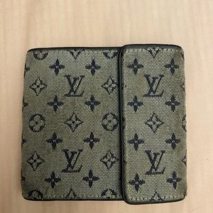 Authentic Louis Vuitton Wallet